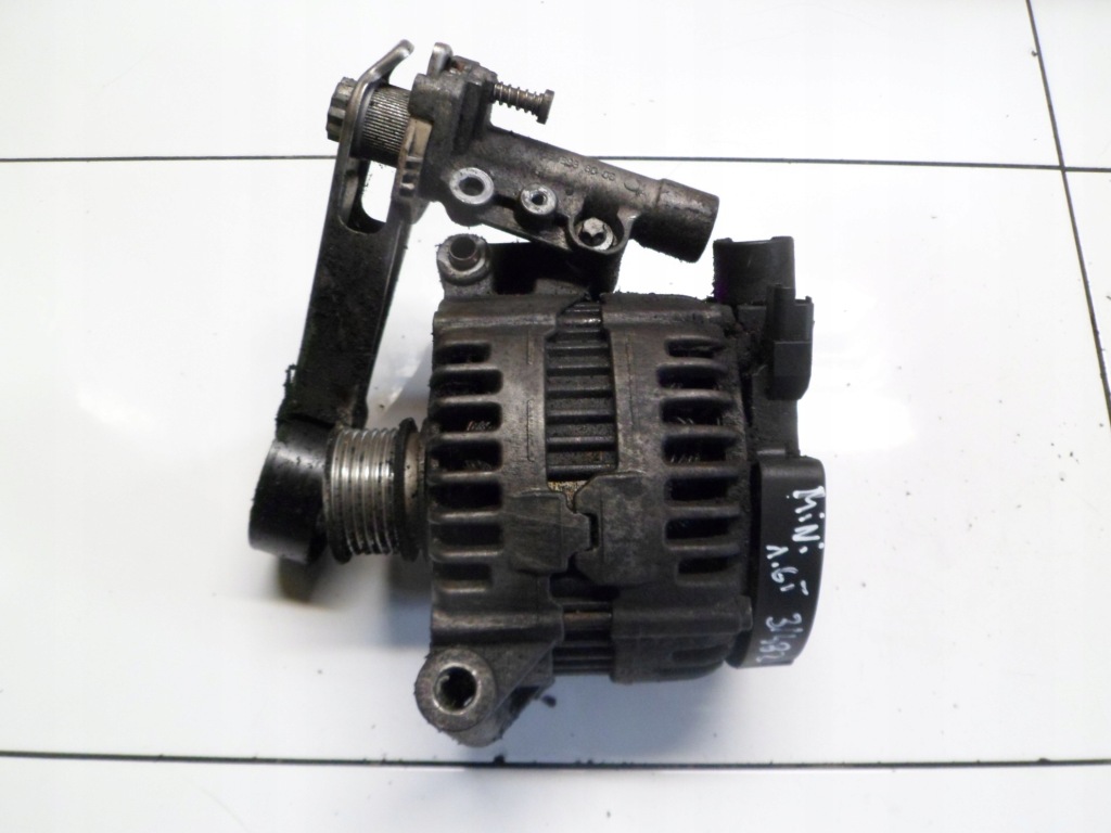 Купити Peugeot 1.6t thp генератор v755300980