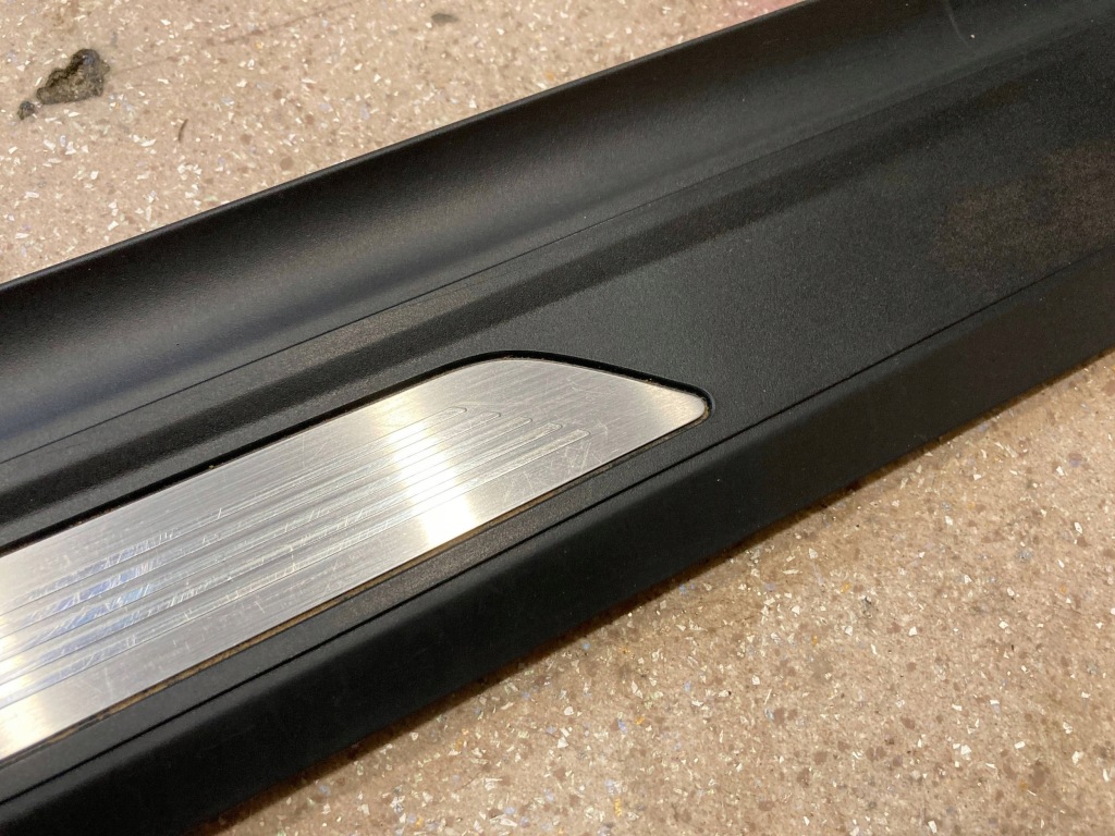 Накладка порог дверь передних перед сторона левая bmw m4 f82 f83 8054413 с Разборки