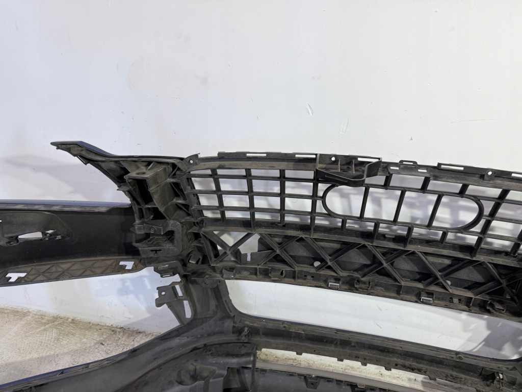 Бампер перед передній audi q7 s line v12 4l лист Недорого