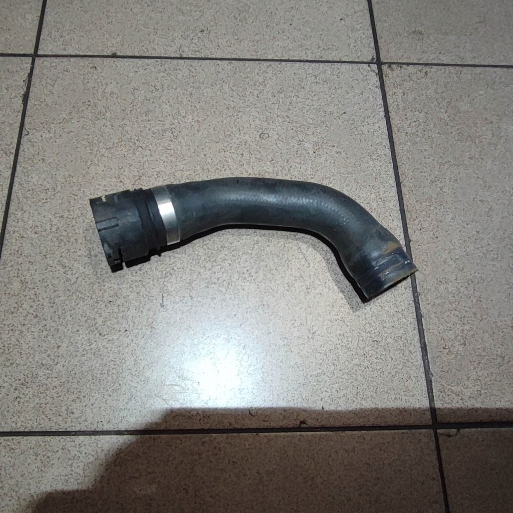 фото №1, Wąż трубка wody радиатора audi a6 s6 c5 4.2 v8