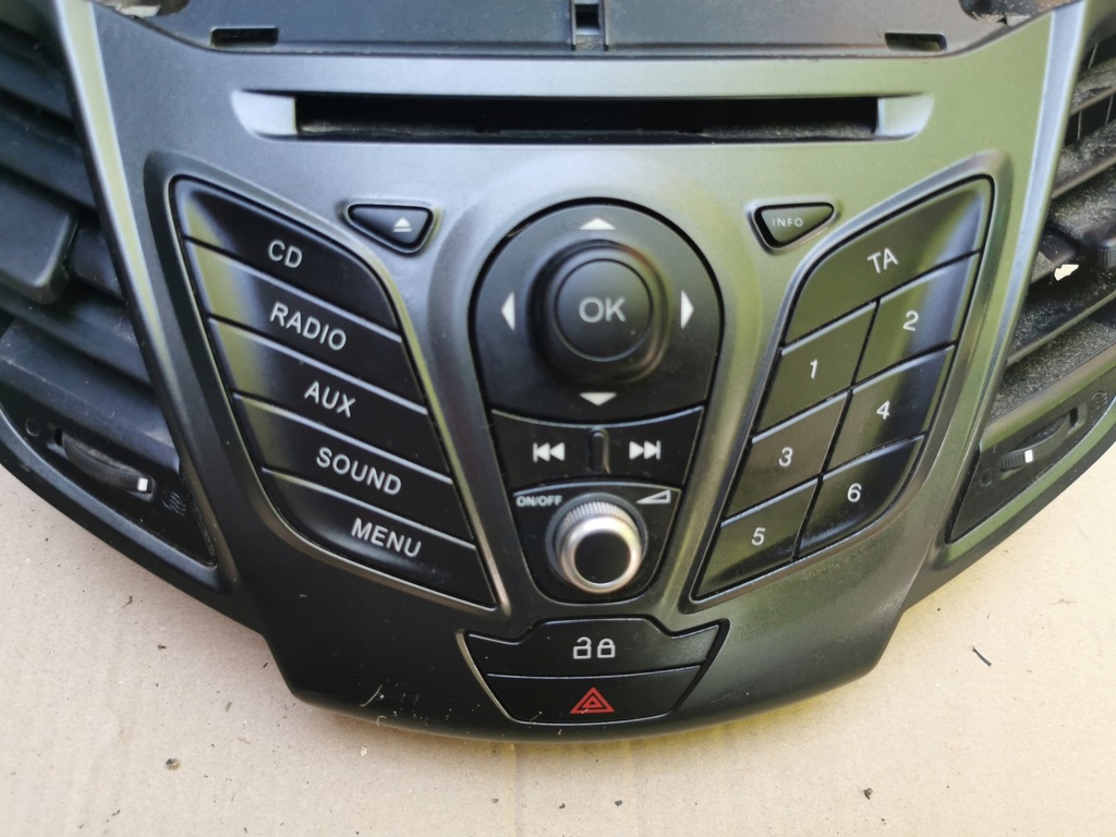 фото №8, Панель ford fiesta av1t18k811cc 331430000