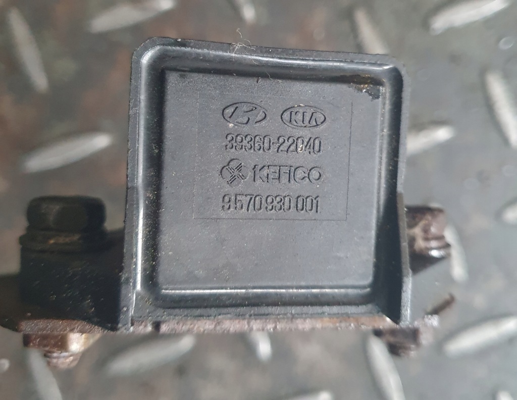 фото №3, Модуль зажигания hyundai getz 1.1 39360-22040