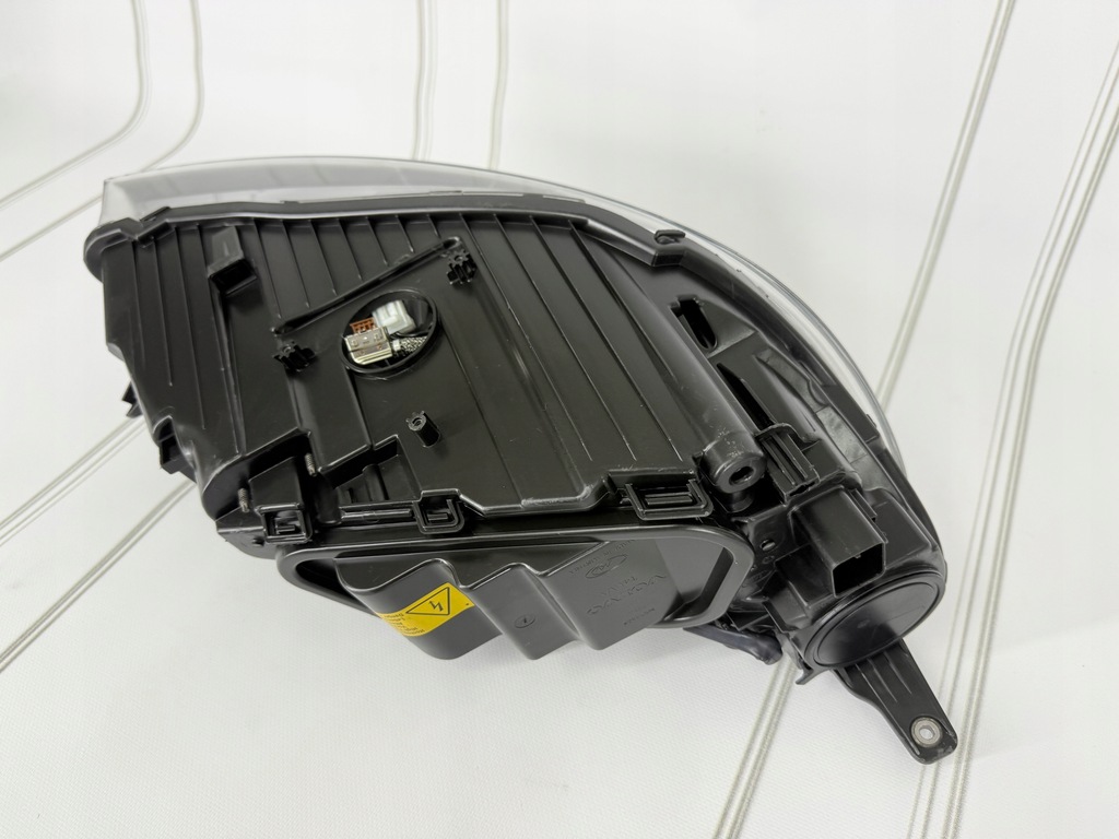 фото №10, Лампа перед передня ліва volvo v40 ксенон