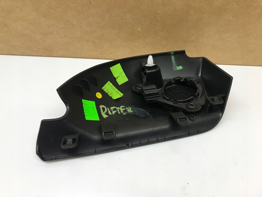 фото №2, Berlingo iv rifter заглушка динамика левый перед