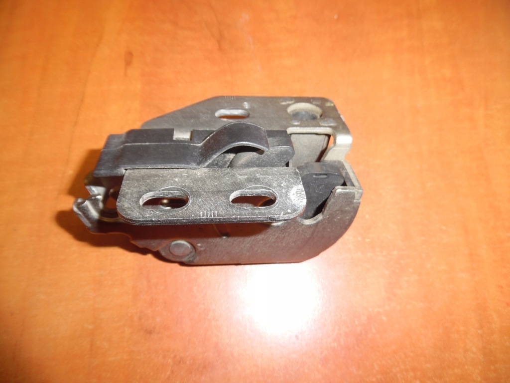 фото №1, Crafter sprinter 906 замок w дверь задние оригинал