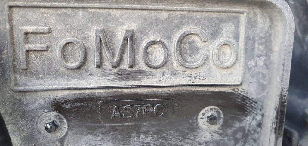 фото №8, Ford transit courier mk2 tdci jt76-8b041-c pas передний