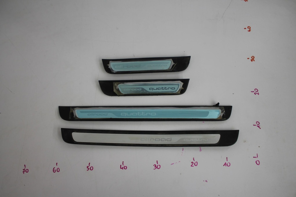 фото №1, Накладки накладки порогові audi a4 b8 allroad ідеальний стан