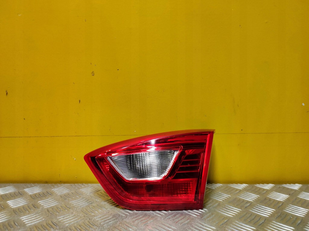 фото №1, Chevrolet cruze sedan 2016- лампа кришки задня r usa