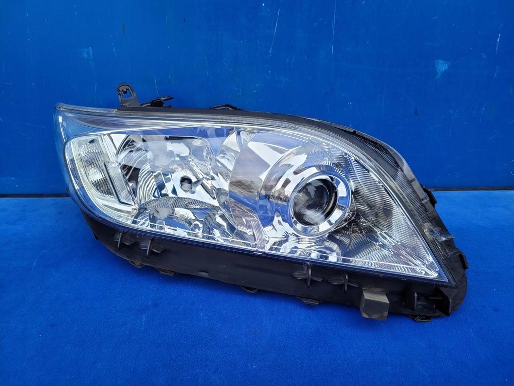 фото №1, Toyota rav4 rav-4 lift 10-12 2010-2012 фара лампа правая