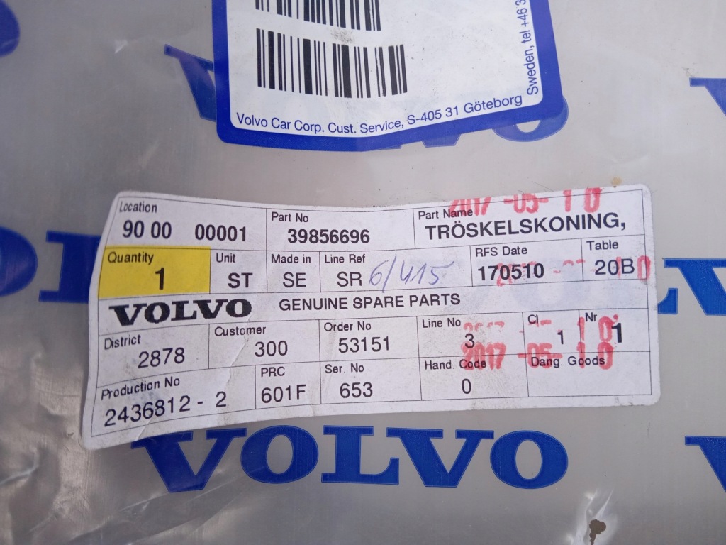 Накладка накладка порога  лівий передні  volvo v70 2 xc70 Зі Шроту