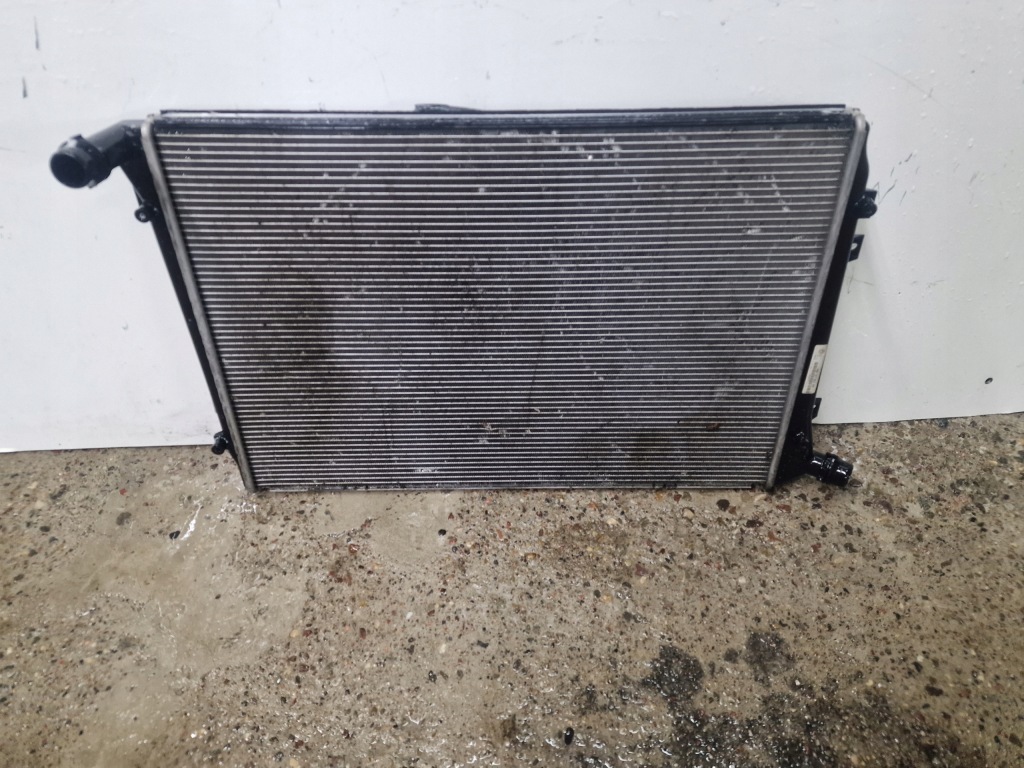 фото №1, Радіатор wody vw passat b6 touran caddy 2.0 tdi