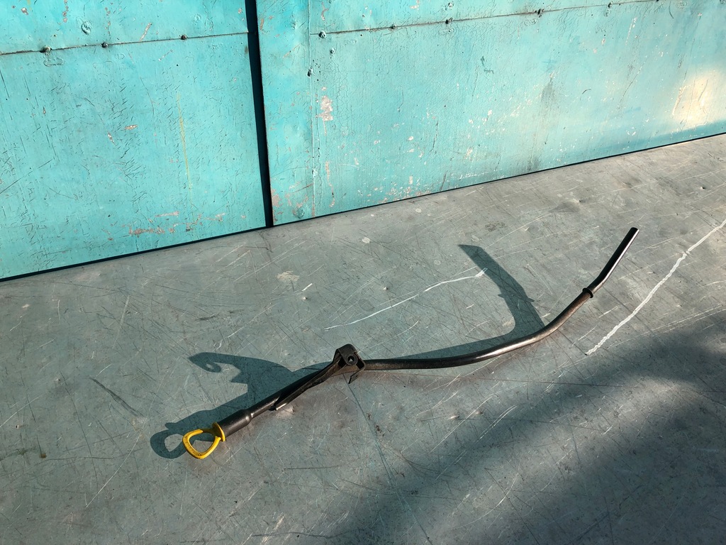 фото №1, Mercedes w211 3,5 v6 щуп щуп оливи m272