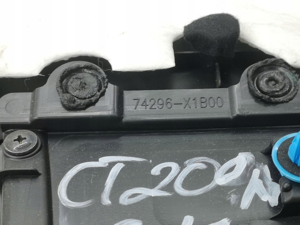 Lexus ct 200h 2012 ліва сторона обшивки / обшивка двері задніх Ціна