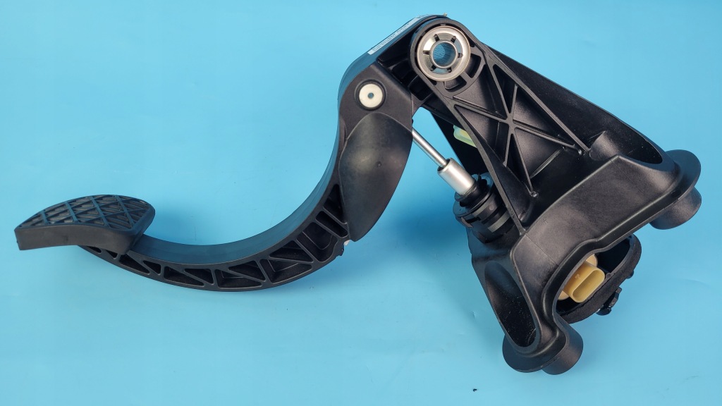 Mercedes w177 a180 2.0 cdi педаль зчеплення a2472900400 Оригінал