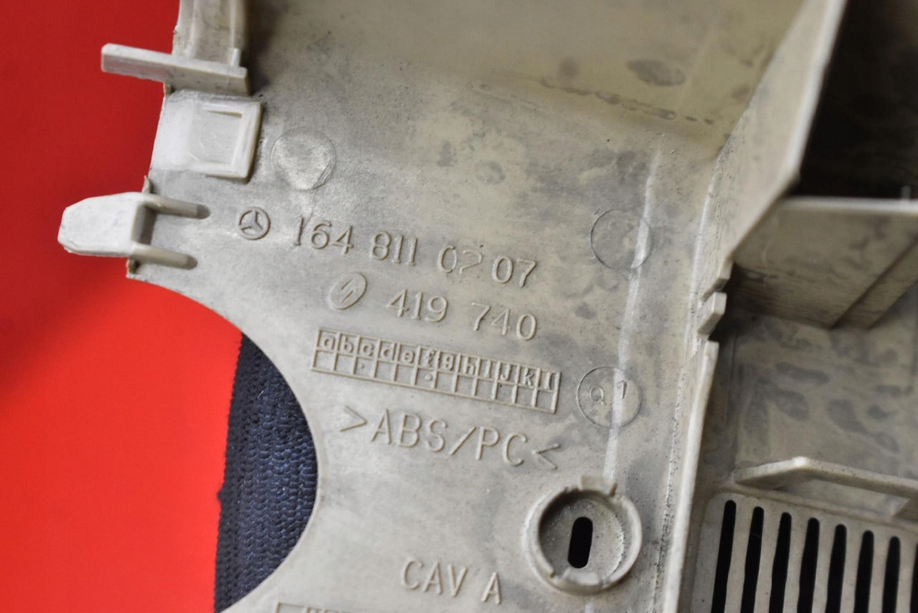 фото №11, Лампа освітлення салону перед a2518206710 mercedes gl x164 06-09