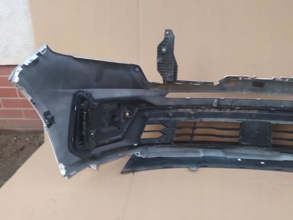 Kia sorento iv 20- бампер передній без  отворів lux Доставка