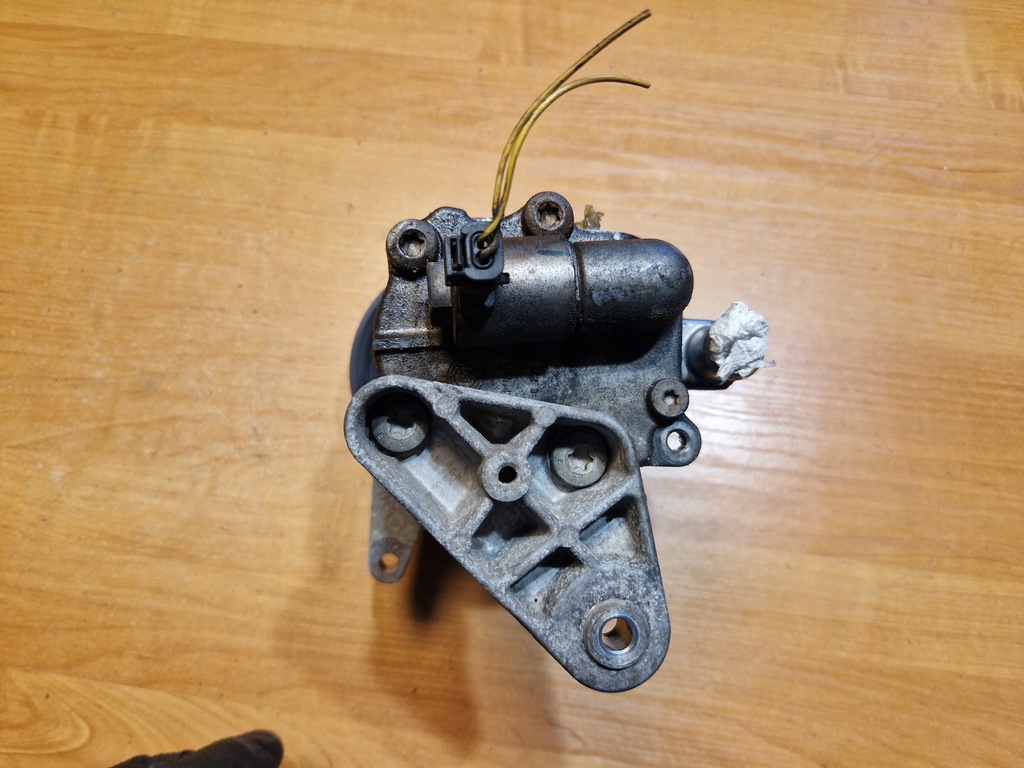 фото №5, Bmw 7 f01 f02 3.0d n57 насос підсилювача lf41 677617001 2115343