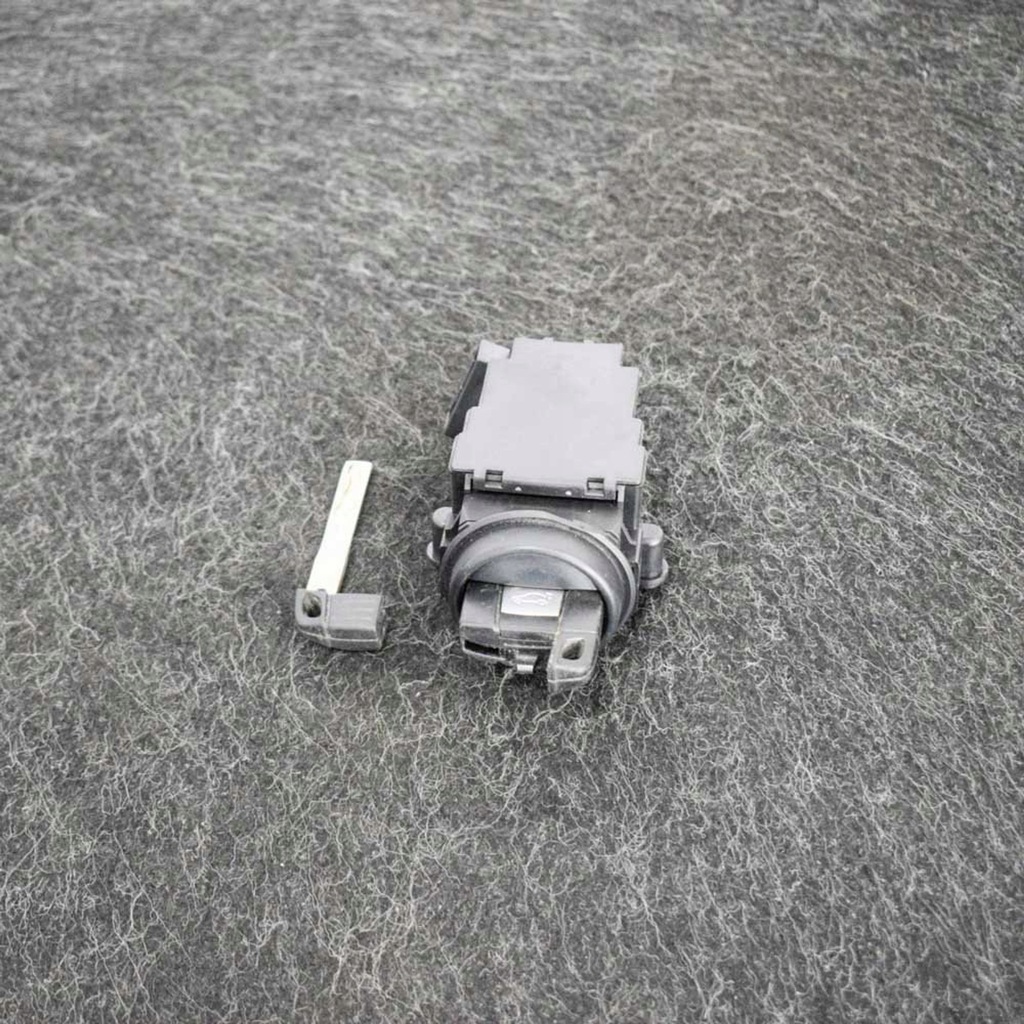 фото №1, Bmw 5 e60 e61 2008 замок зажигания