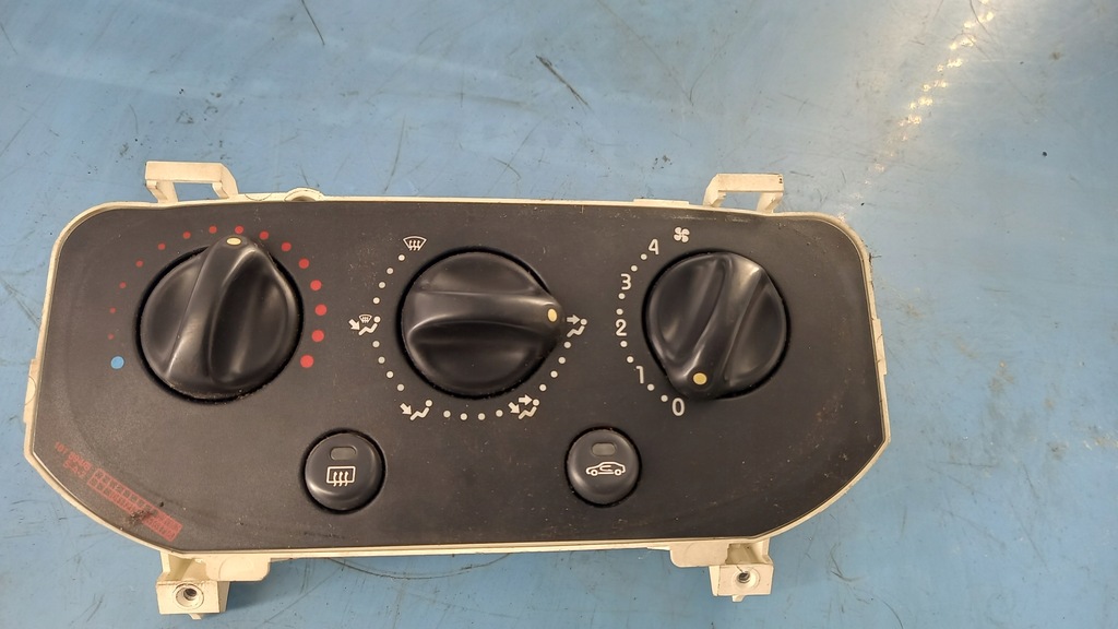 фото №1, Панель обдув renault clio 2 1.447.450.00