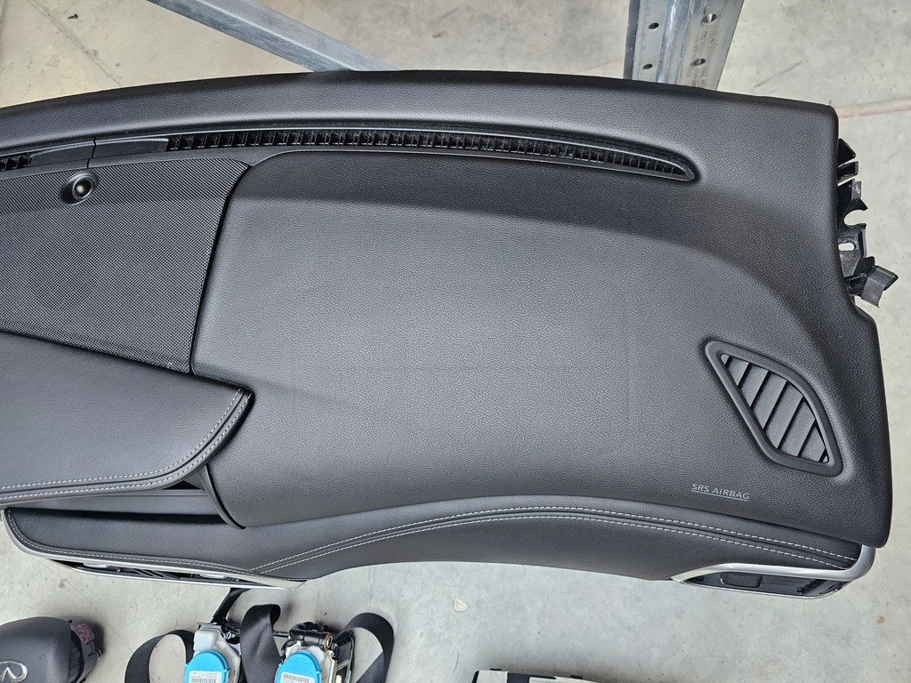 фото №6, Приборная панель консоль подушка безопасности ремни infiniti q30