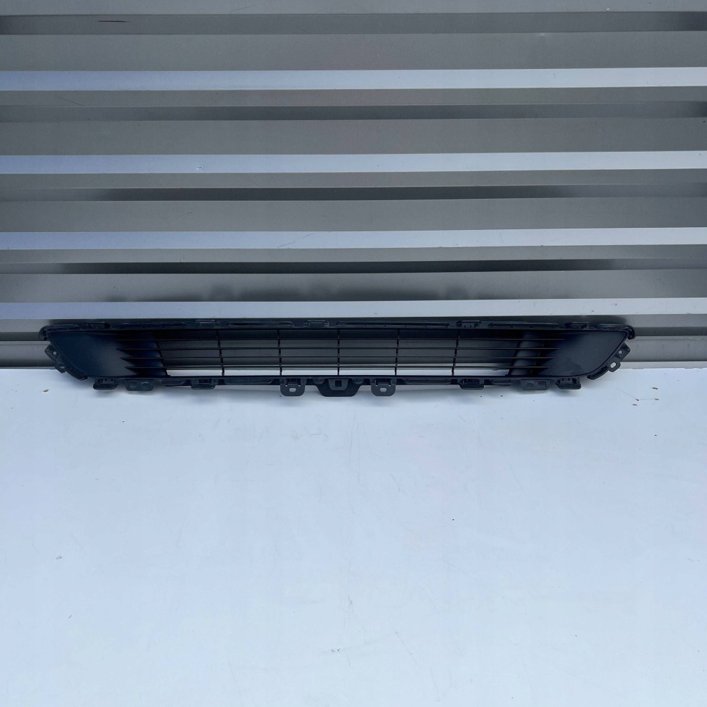 фото №1, Tesla model y с передний решётка нижняя бампера передний