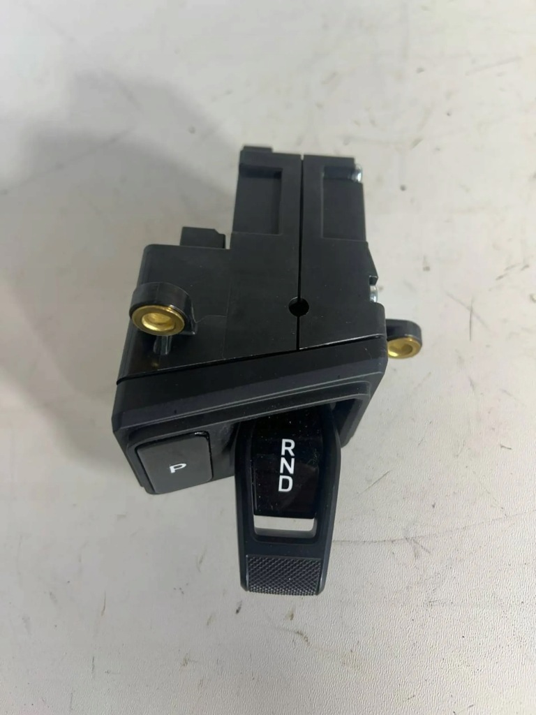 фото №1, Porsche taycan 9j1 2022 переключатели