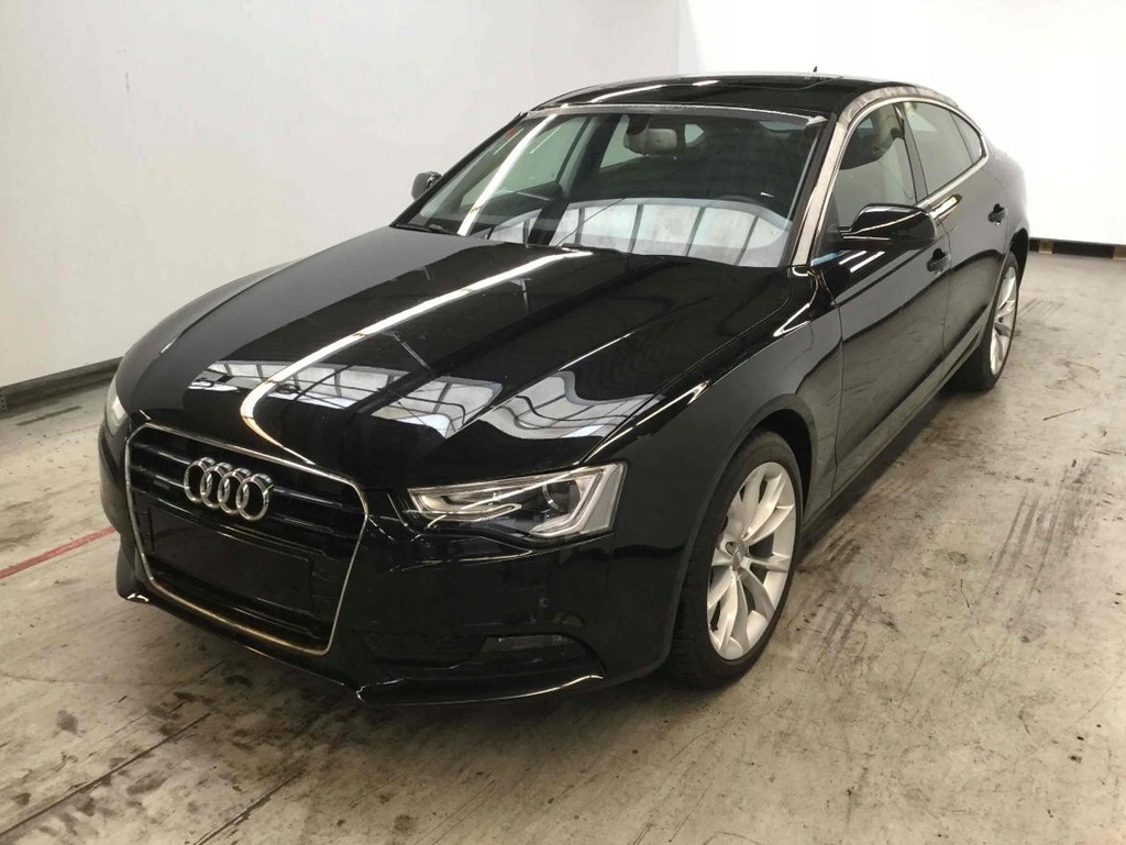 фото №7, Оригинальная полка задняя багажника audi a5 8t sportback lift 14km!