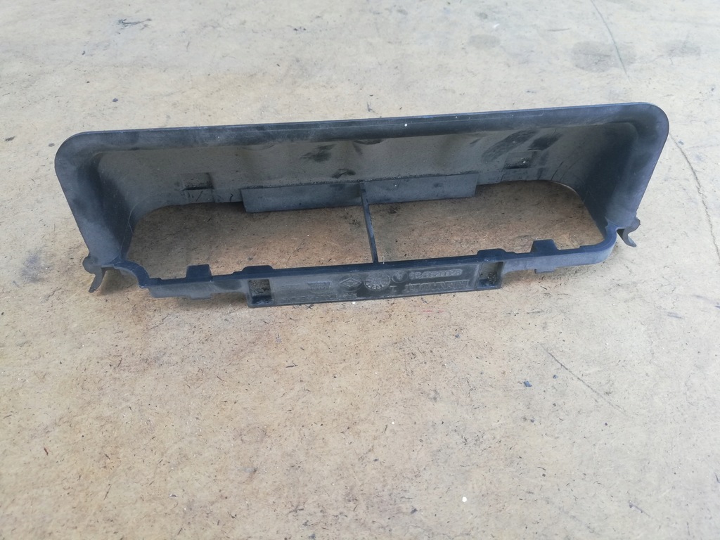 фото №1, Впуск повітря clio iii 8200296726 8200296727