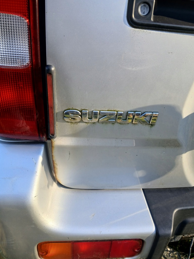 Suzuki jimny крышка багажника Недорого