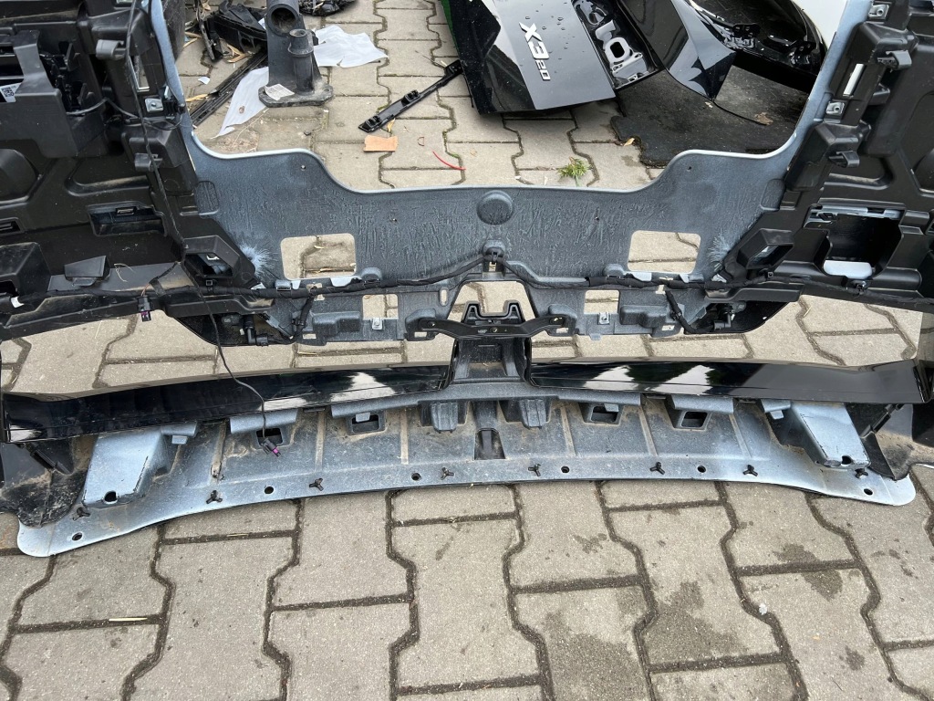 фото №11, Бампер перед передній bmw ix i20 lci lift m набір колір a300