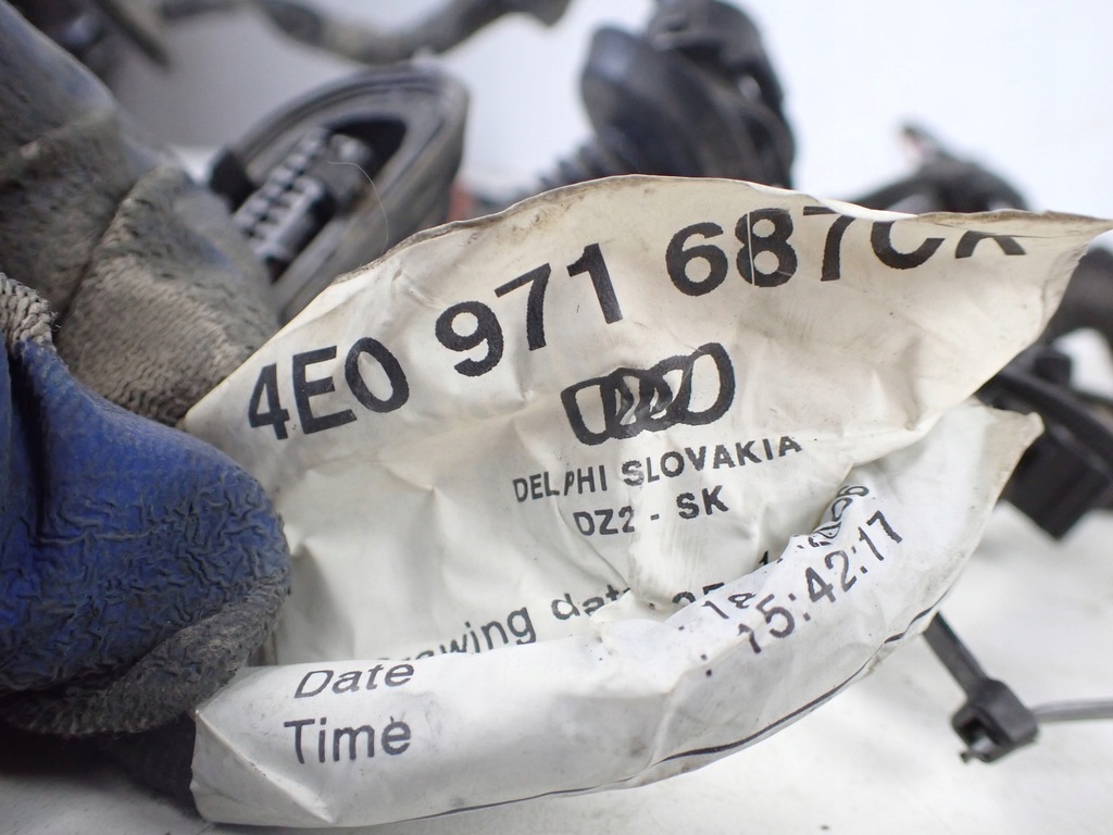 фото №7, Жгут монтажная дверь правый задняя audi a8 s8 d3 5.2 4e0971687ck