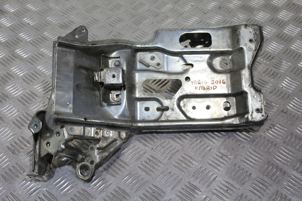 фото №1, Кронштейн инвертор toyota yaris iii lift