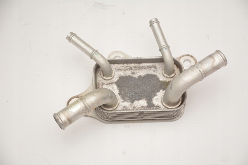 фото №1, Радиатор масла коробки rav4 v гибрид оригинал !!!