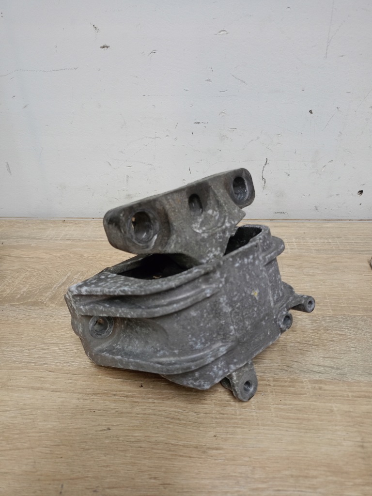 фото №1, Подушка двигателя 8j0199262a audi tt 8j 3.2 06-14 r