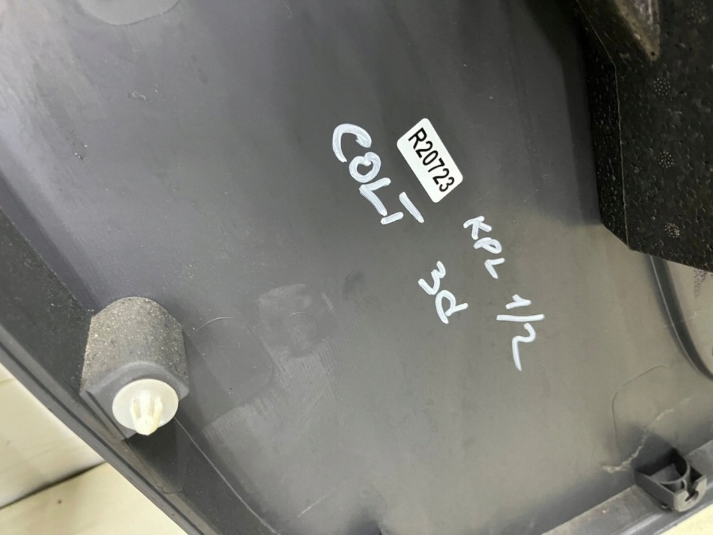 фото №16, Обивка mitsubishi colt z30 vi 6 04-12r. 3d обшивки дверь комплект