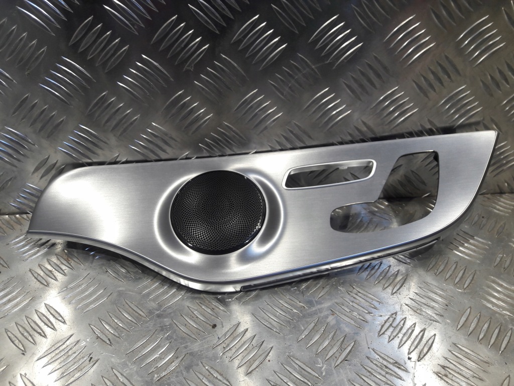 Купить Mercedes c w205 купе молдинг декоративная  дверь led правый