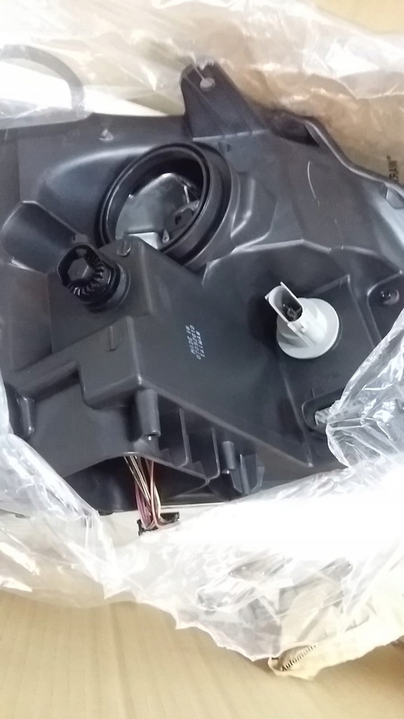 фото №2, Лампа правая перед led ford explorer lift 2018-20