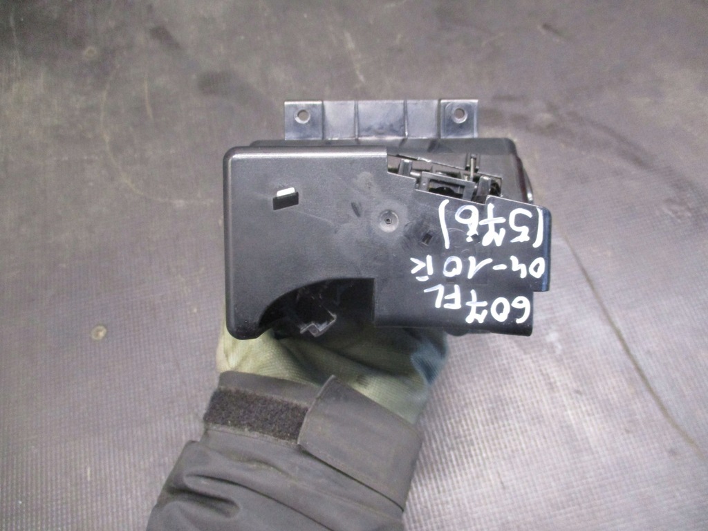 фото №10, Попільничка 9629447977 peugeot 607 04-10