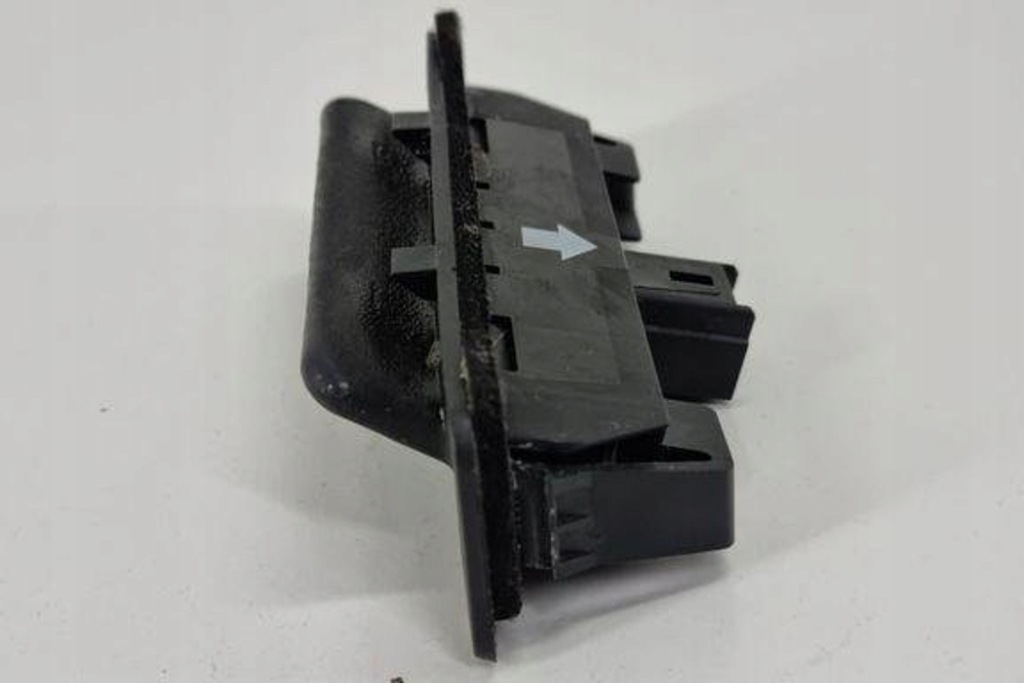 фото №2, Ручка крышки багажника renault grand scénic iv r9_ 8200002001 2.0l дизель