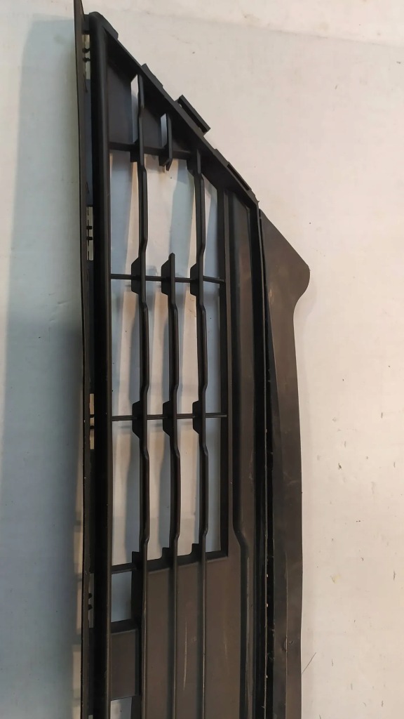 Решётка бампера перед ford fiesta st Цена