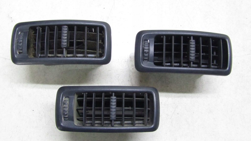 фото №1, Trafic vivaro ii решётка обдув 01-14