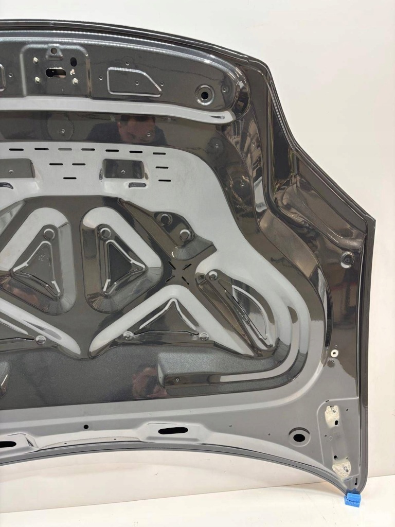 Porsche macan 4 electric капот 95c823155c vulkangrau m7r Доставка