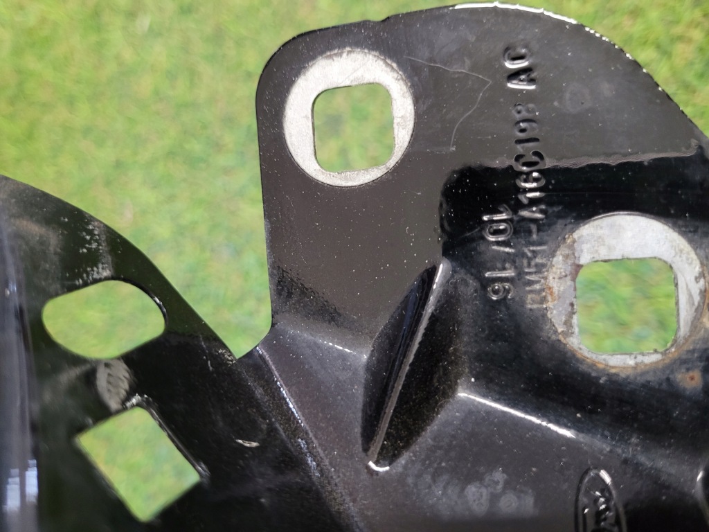 Ford focus mk3 3 крыло  правый  перед передний в Украине