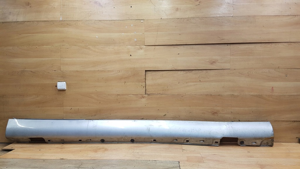 фото №1, Молдинг накладка порог правая mercedes w203