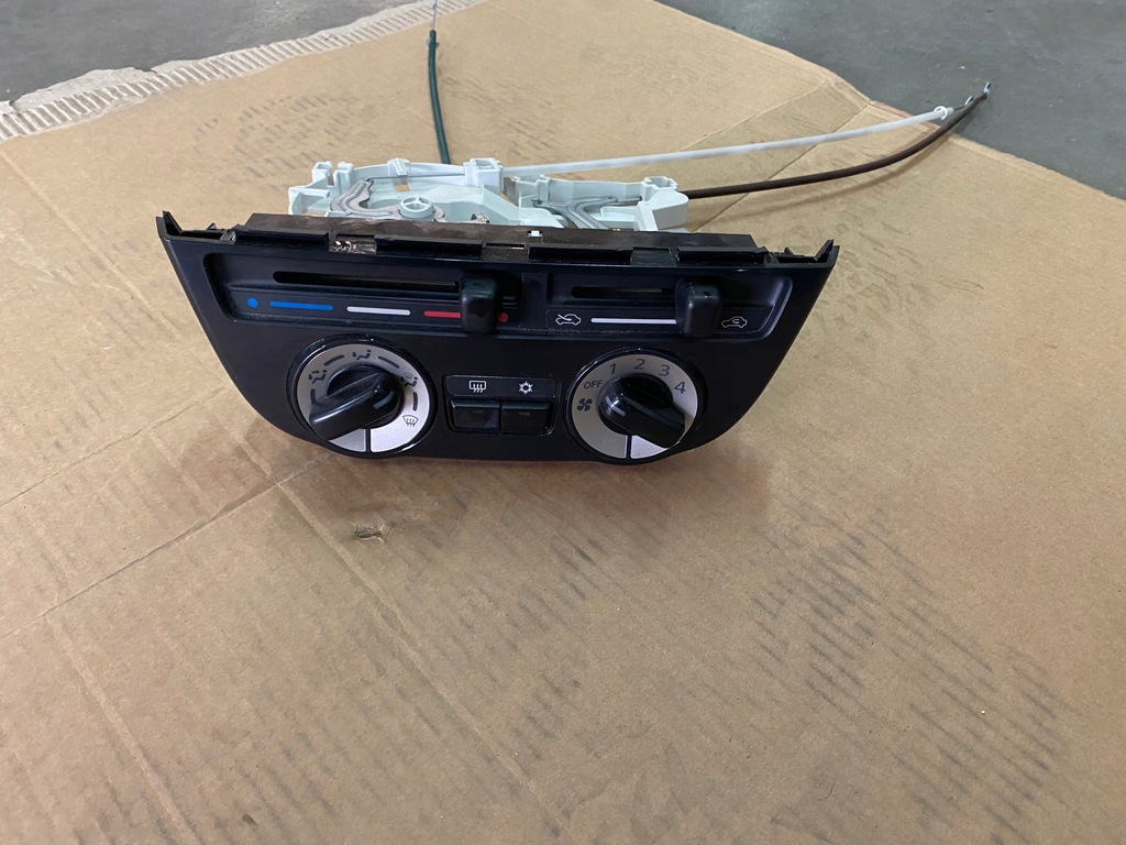 фото №1, Панель обдув mitsubishi space star ii