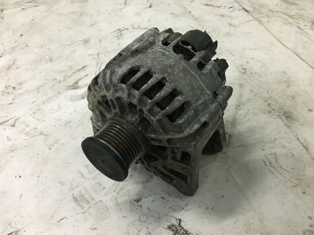 Генератор dacia renault 1.2 tce 231007842r Цена