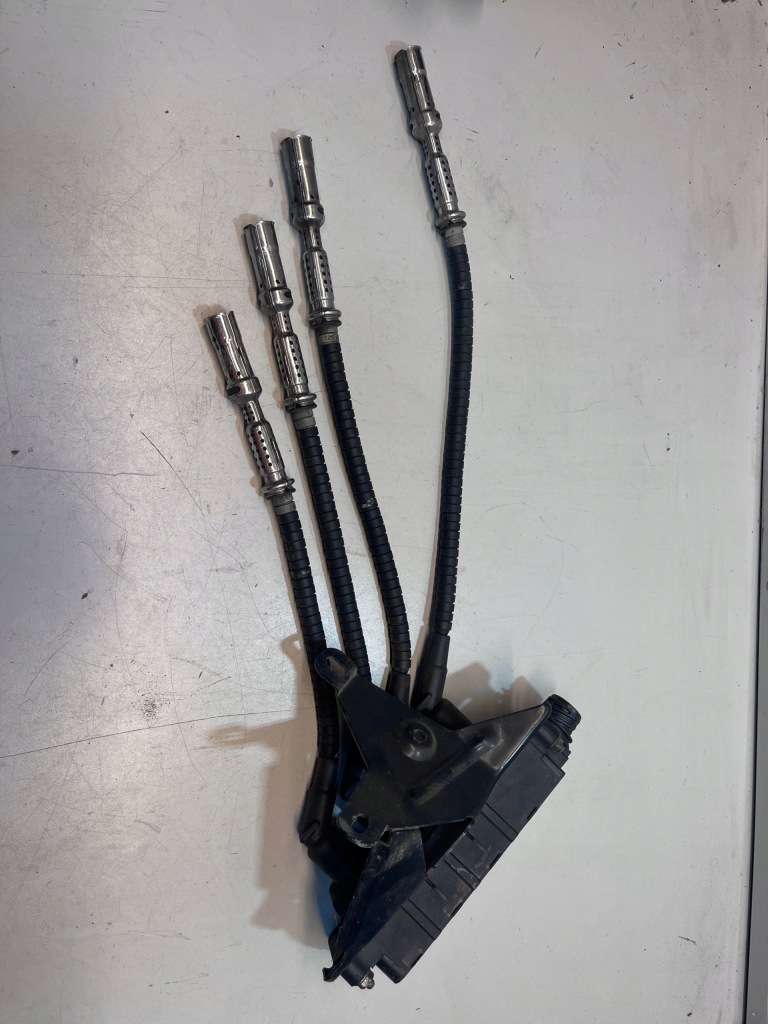 фото №1, Катушка зажигания bmw 3 e46 316i 318i