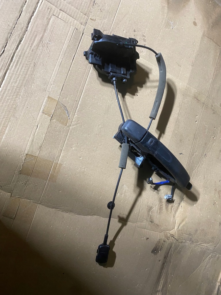 фото №1, Замок drzwi-prawy+ ручка renault master iii/movano 805020009r