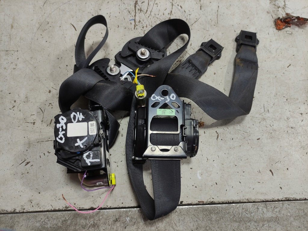 фото №1, Mazda cx-30 ремни pas безопасности перед передние левый + правый