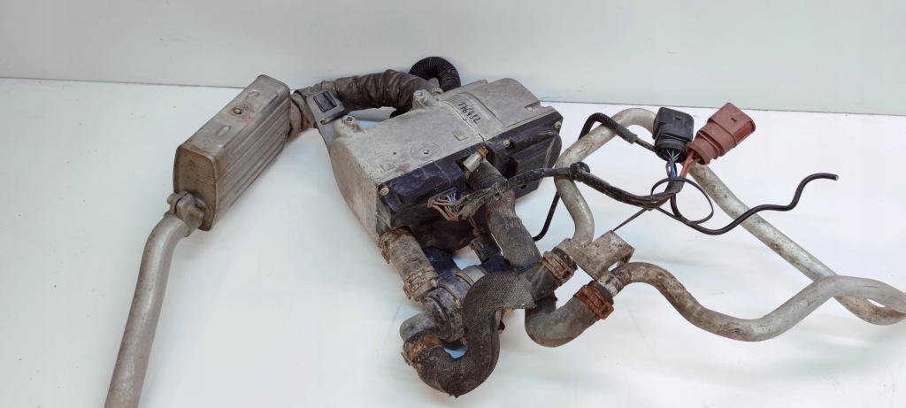 фото №10, Webasto додатковий обігрівач бензин audi a4 b8 a5 8k0265081ac